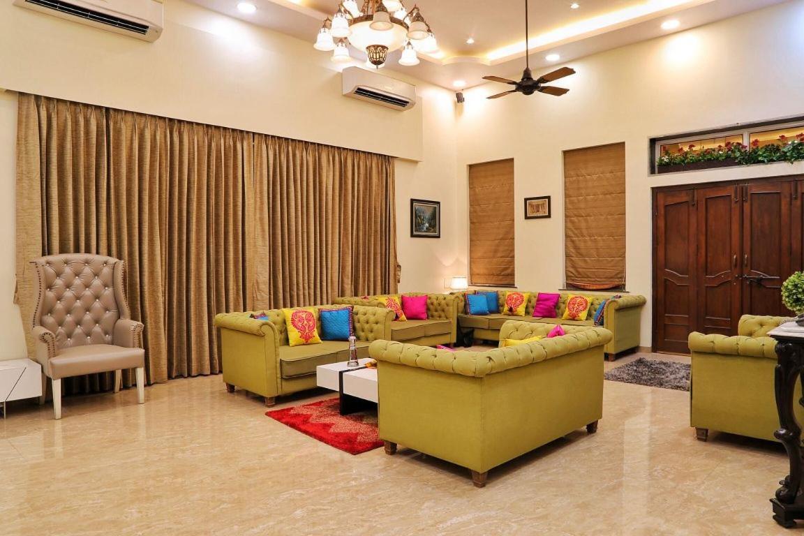 Aashiyaanaa Villa "The Palace" Мумбаи Экстерьер фото